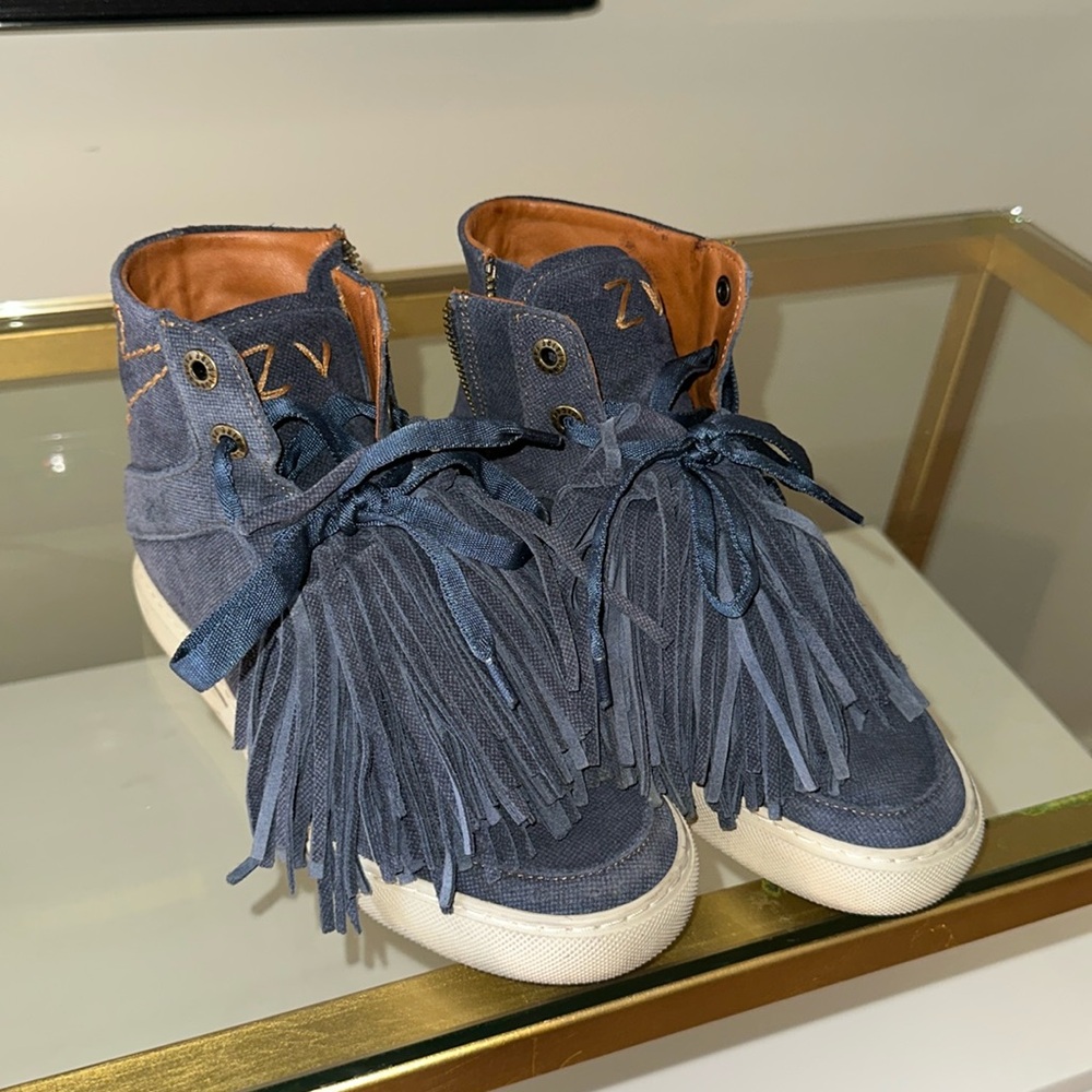 Z & V sneakers